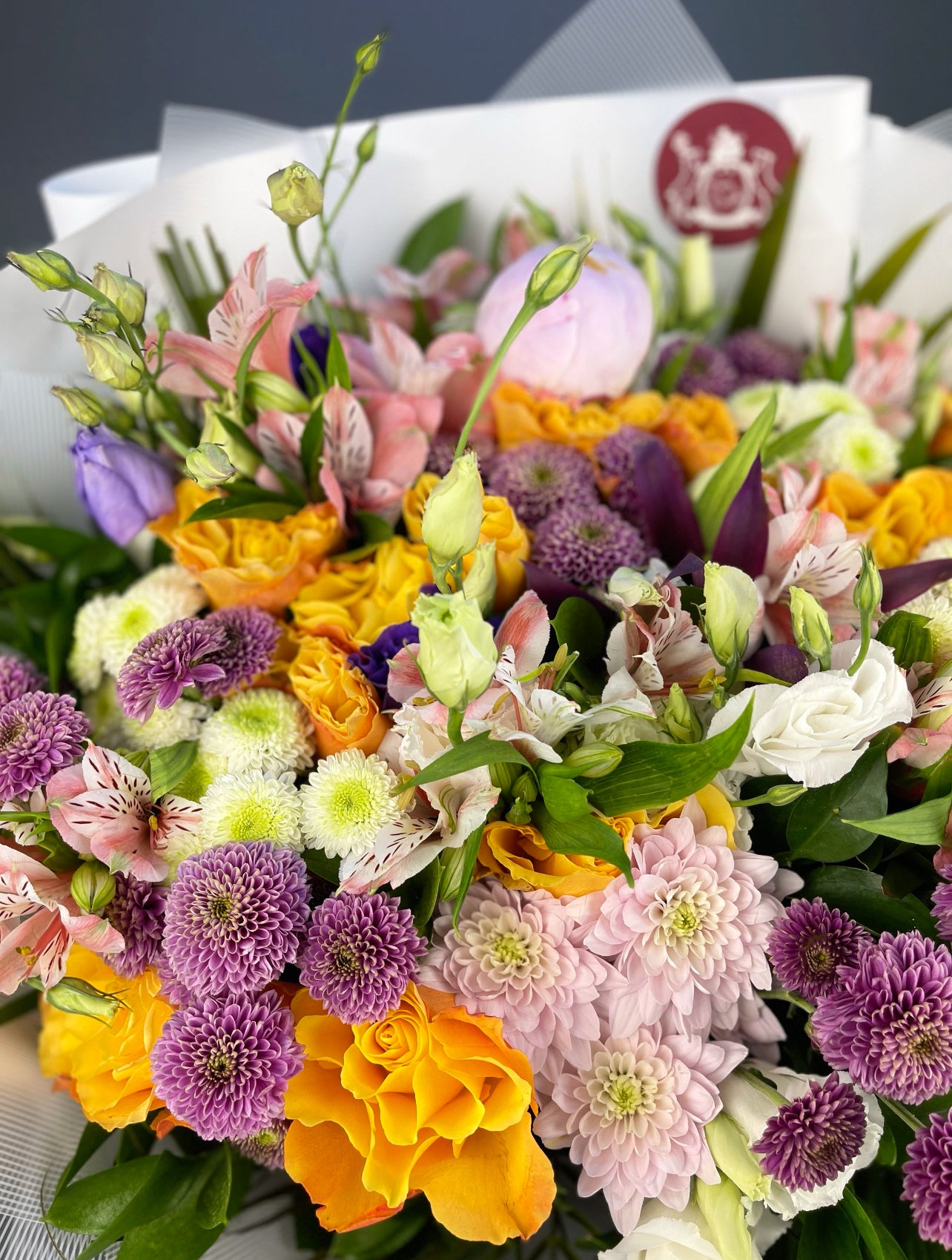 Floral Radiance Buket