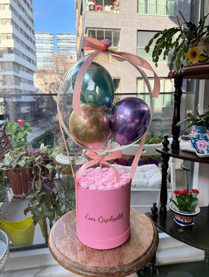 Pembe Kutuda Pembe Güller Balon Aranjman