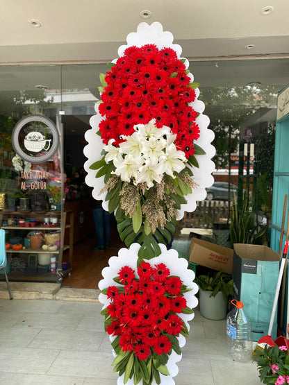 Kırmızı Gerbera ve Beyaz Lilyum Ayaklı Sepet